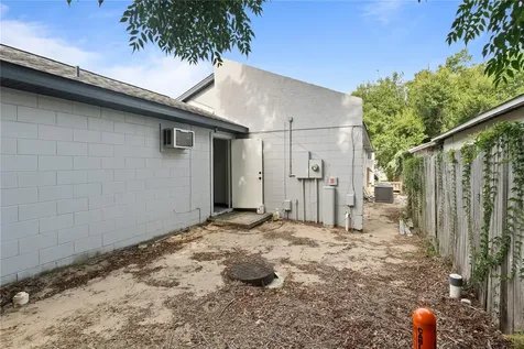 684 W Montrose Street Clermont FL 34711