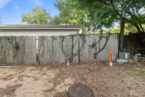 684 W Montrose Street Clermont FL 34711