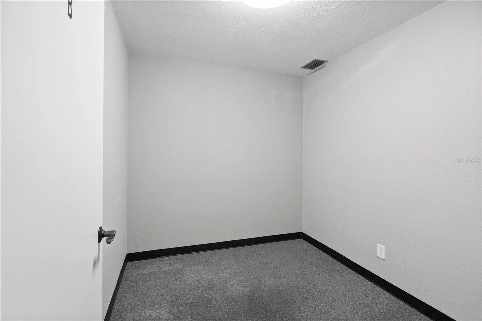 684 W Montrose Street Clermont FL 34711