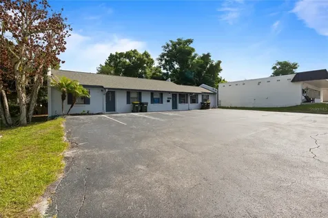 684 W Montrose Street Clermont FL 34711