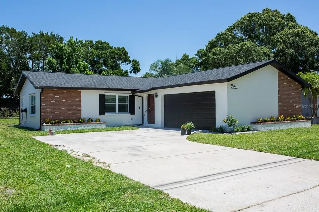 1851 Oak Street Clearwater FL 33760