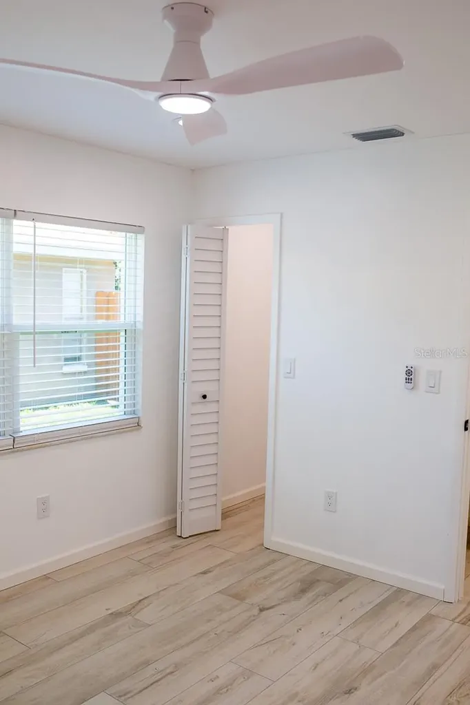 1851 Oak Street Clearwater FL 33760