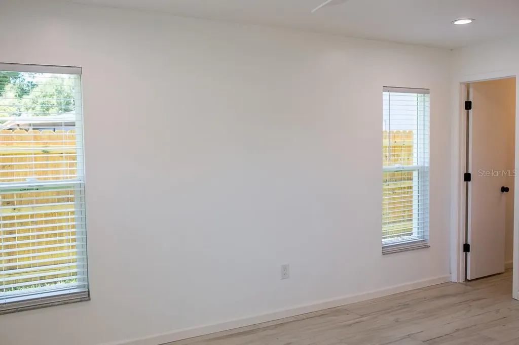 1851 Oak Street Clearwater FL 33760