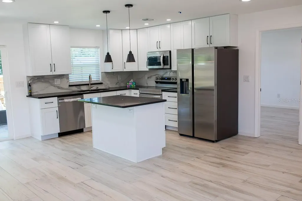 1851 Oak Street Clearwater FL 33760