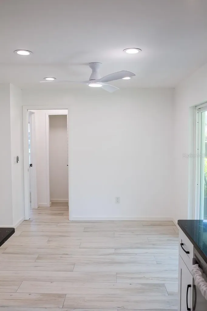 1851 Oak Street Clearwater FL 33760