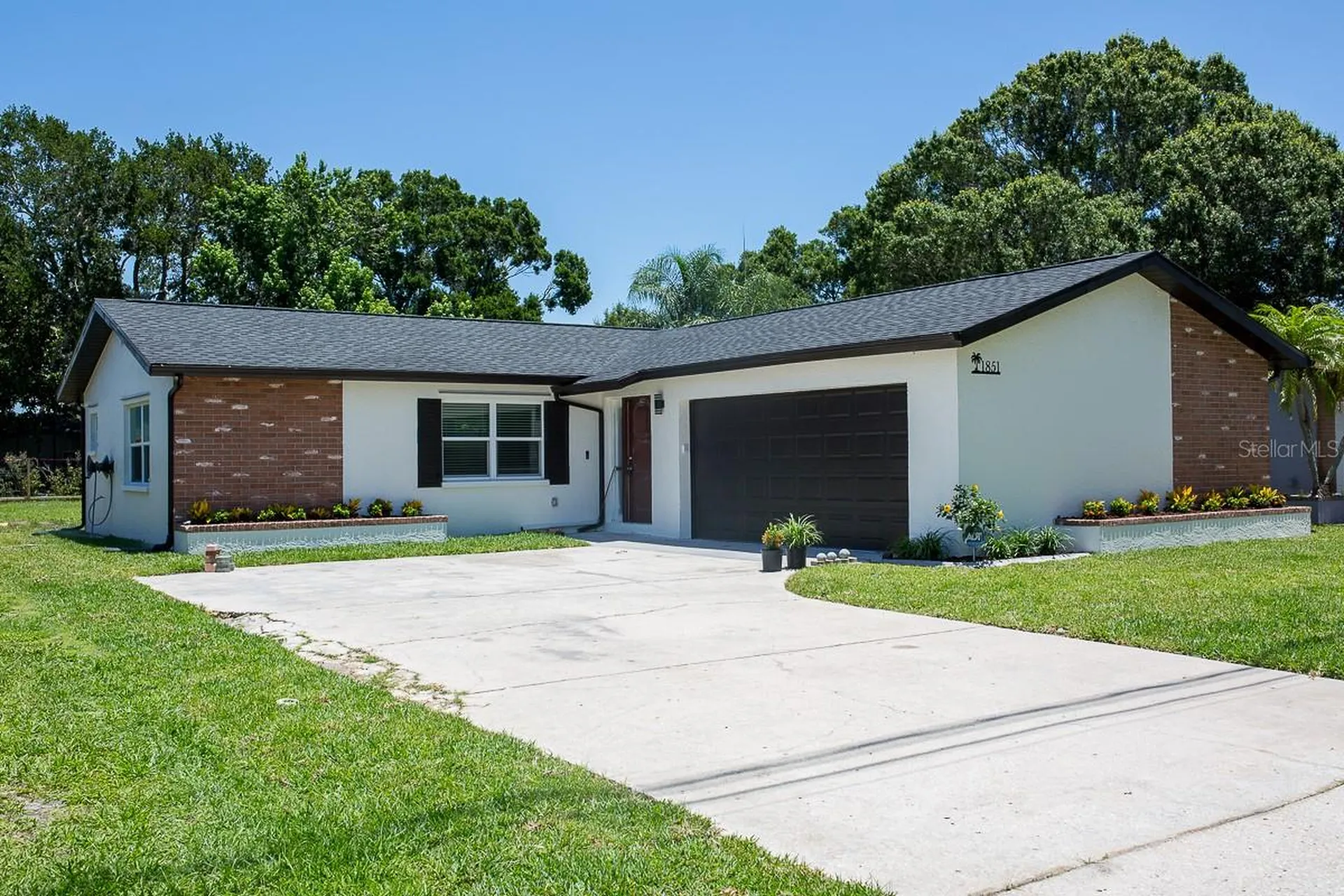 1851 Oak Street Clearwater FL 33760