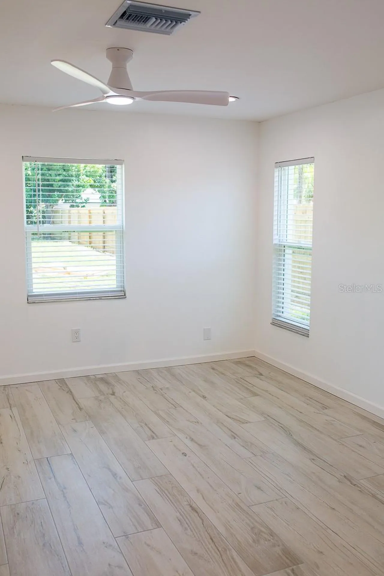 1851 Oak Street Clearwater FL 33760