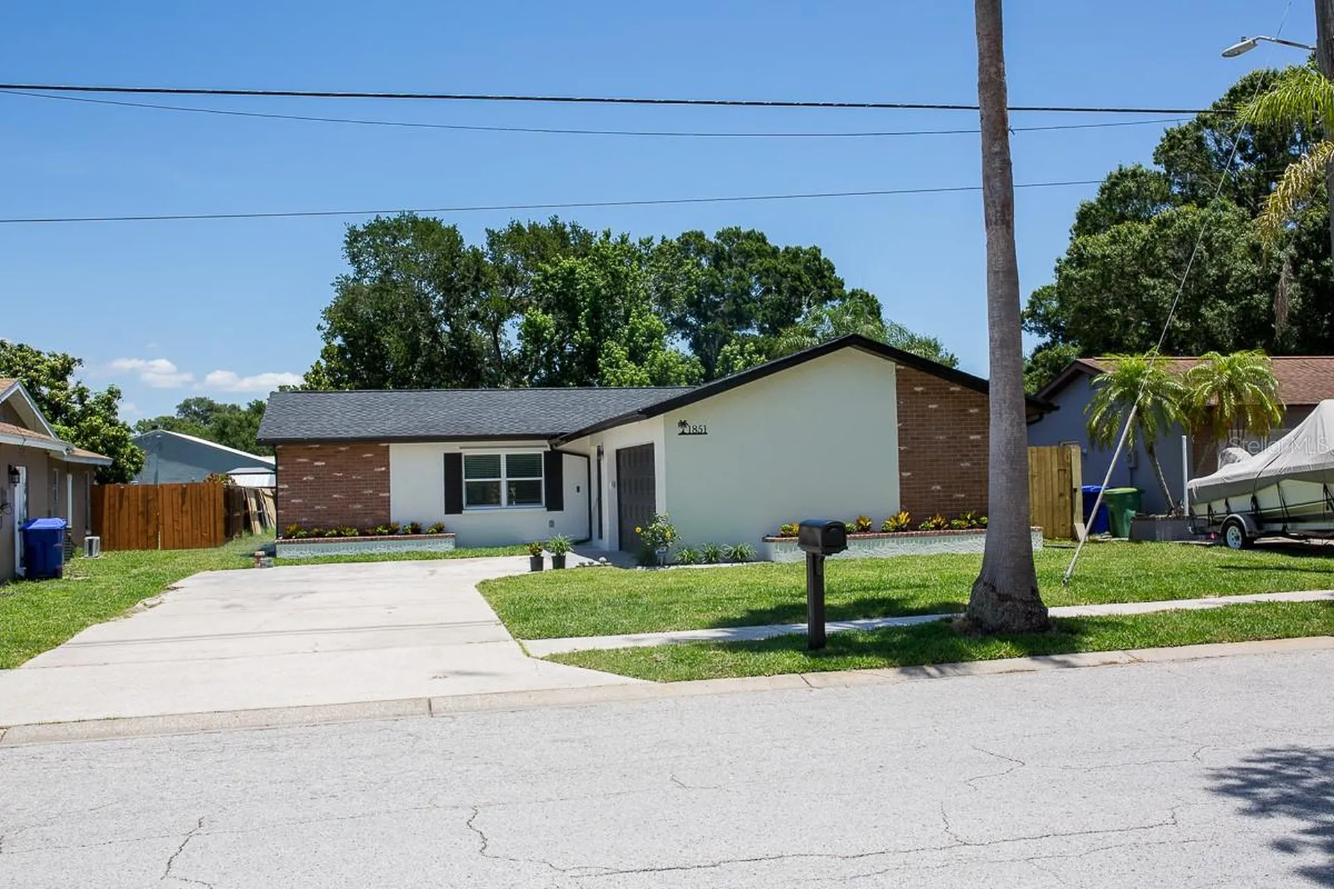1851 Oak Street Clearwater FL 33760