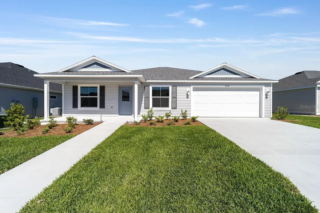 2421 Hobkirk Loop Middleton FL 34762