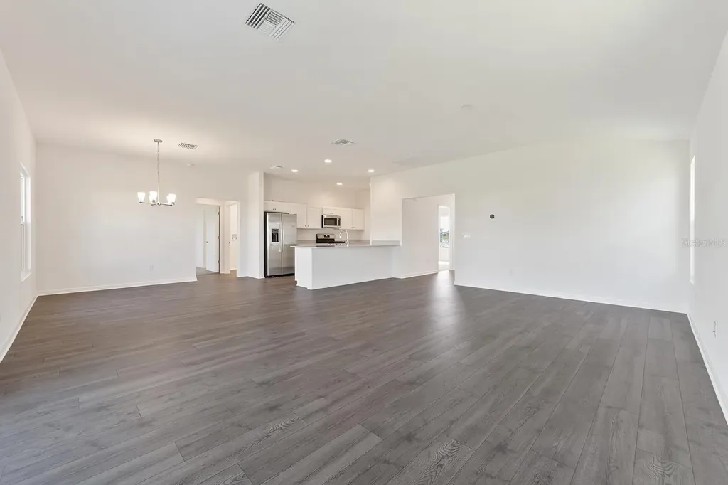 2421 Hobkirk Loop Middleton FL 34762