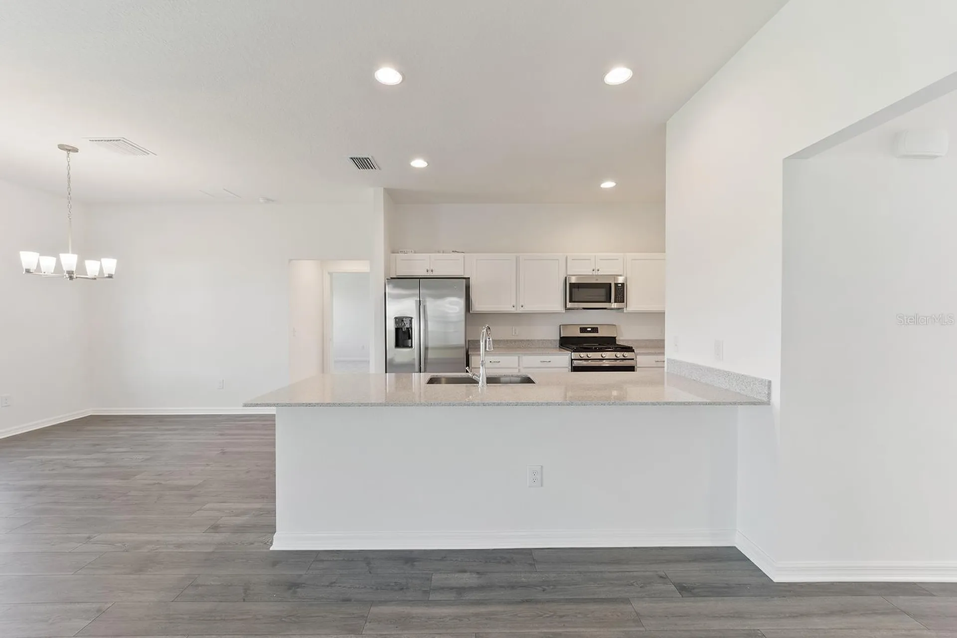 2421 Hobkirk Loop Middleton FL 34762