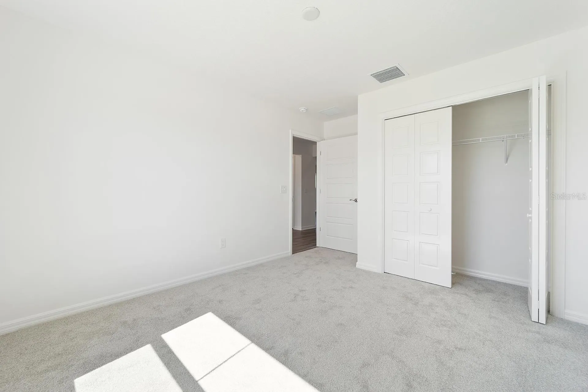 2421 Hobkirk Loop Middleton FL 34762