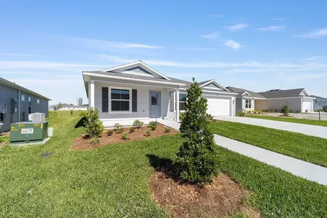 2421 Hobkirk Loop Middleton FL 34762