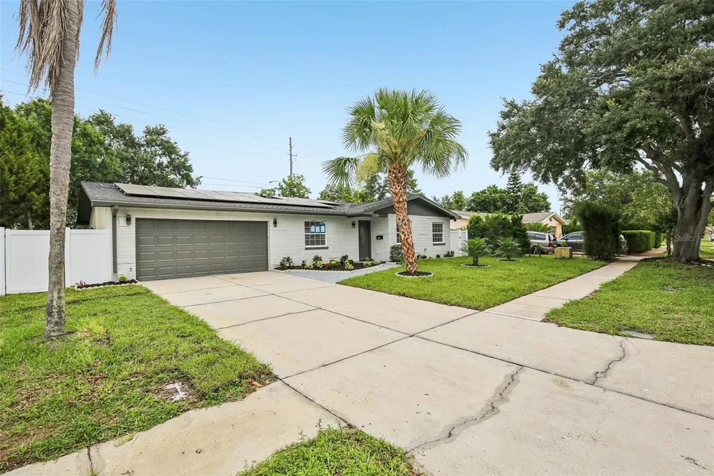 2230 Albright Drive Clearwater FL 33765
