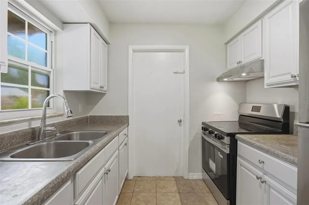 322 Little Rock Court Ocoee FL 34761