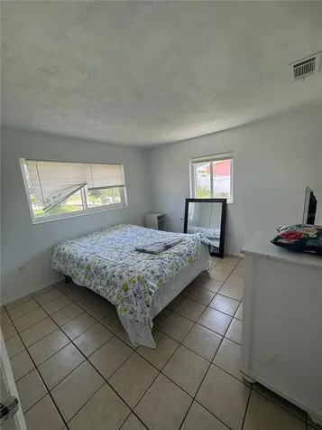 820 Pineland Avenue Venice FL 34285
