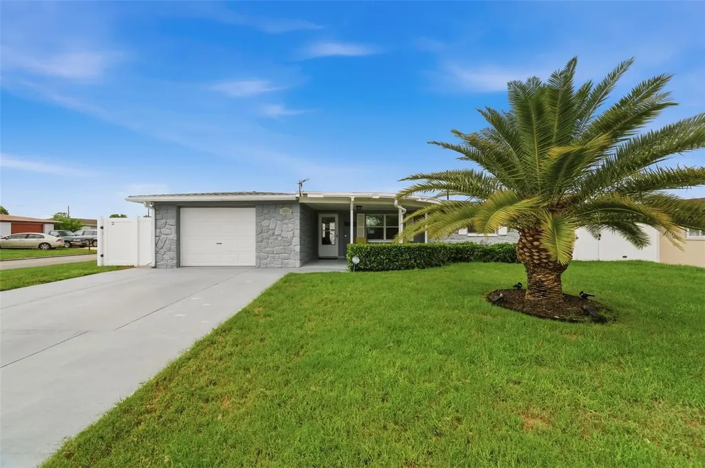 4005 Ironware Drive Holiday FL 34691