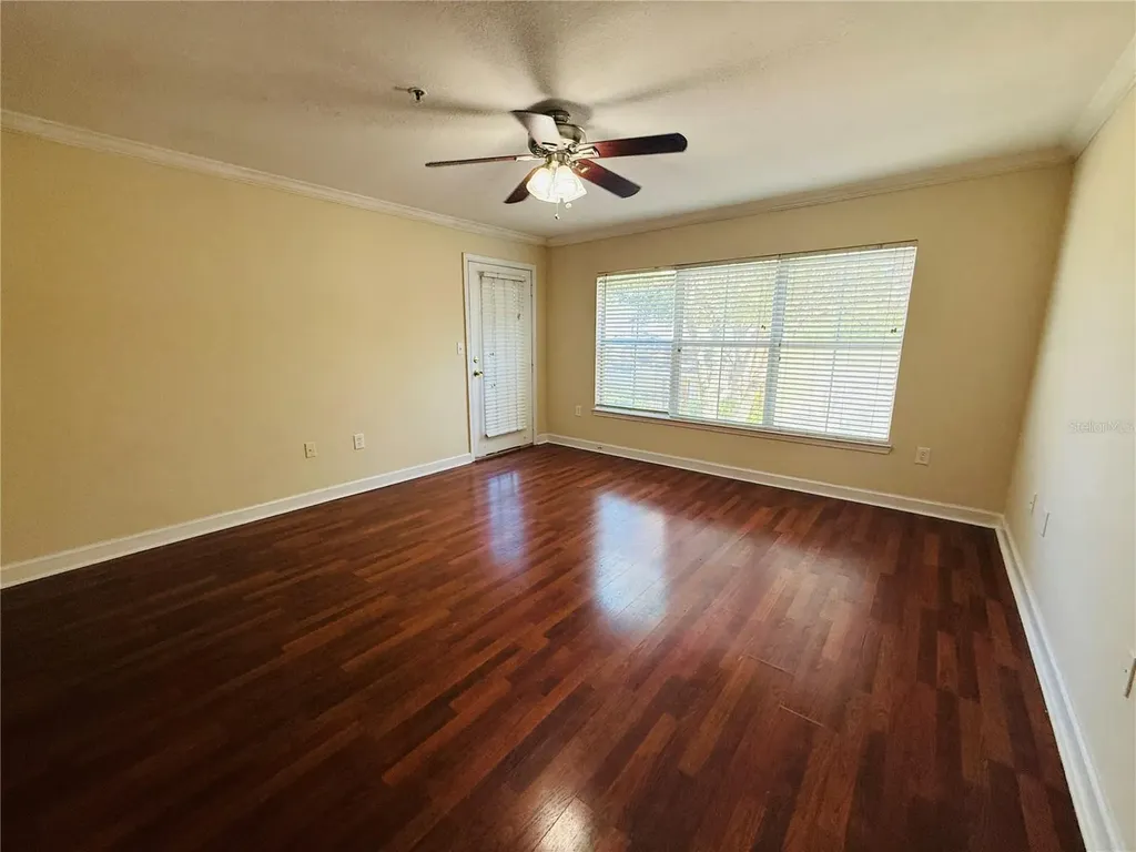 18557 Bridle Club Drive Tampa FL 33647