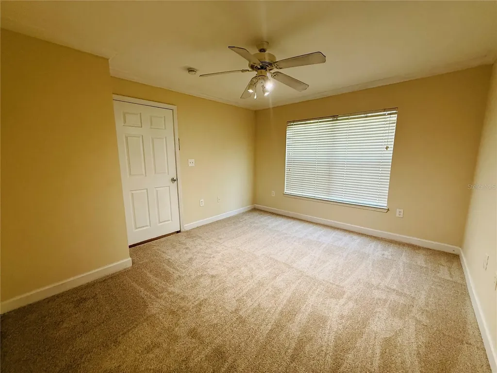 18557 Bridle Club Drive Tampa FL 33647