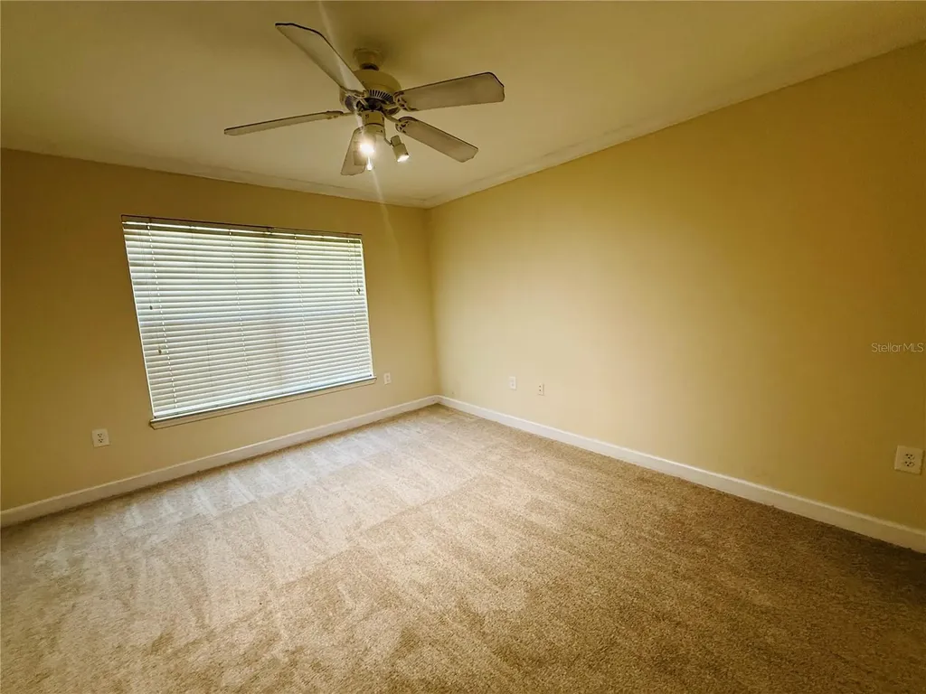 18557 Bridle Club Drive Tampa FL 33647