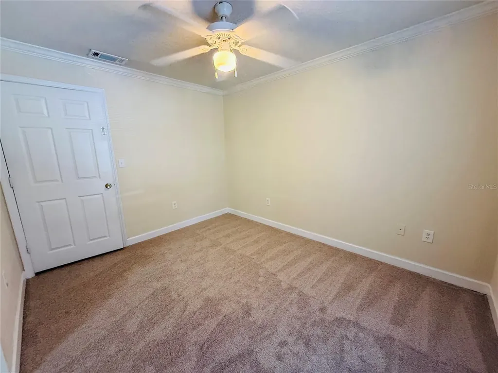 18557 Bridle Club Drive Tampa FL 33647