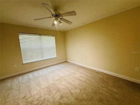 18557 Bridle Club Drive Tampa FL 33647
