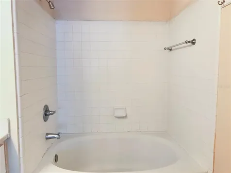 18557 Bridle Club Drive Tampa FL 33647