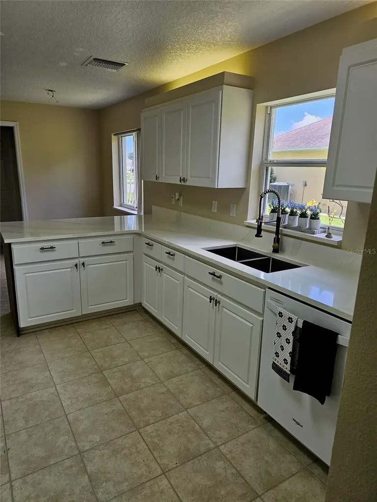 5351 Aurora Drive Leesburg FL 34748