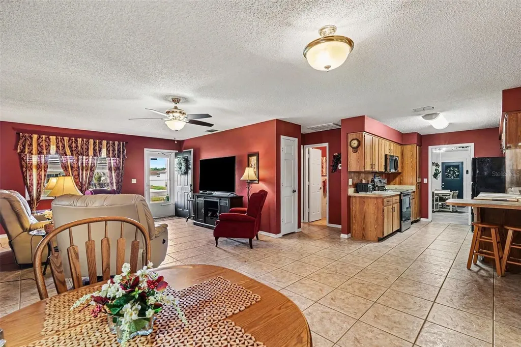 38619 Trellis Avenue Zephyrhills FL 33540