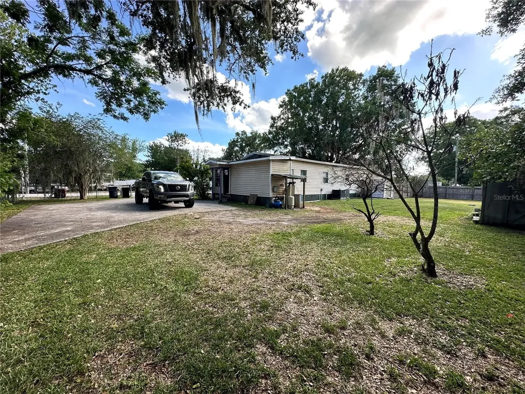 3818 Ethel Avenue Auburndale FL 33823