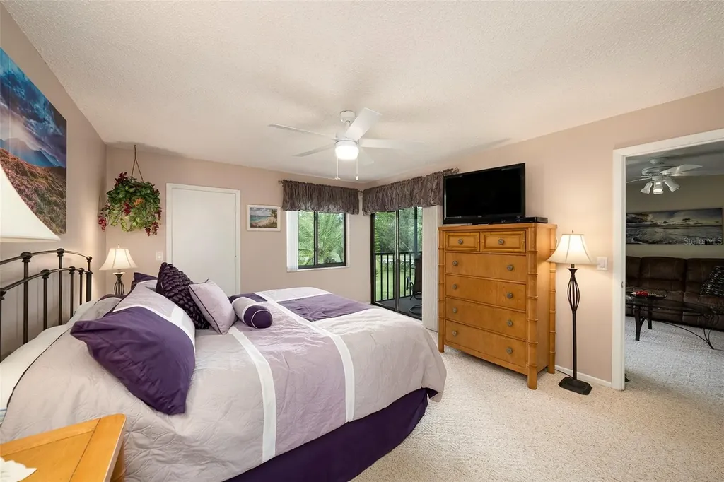 124 W Cypress Court Oldsmar FL 34677