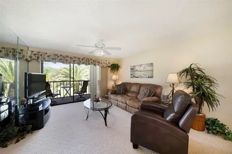 124 W Cypress Court Oldsmar FL 34677