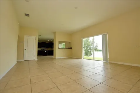 2926 Youngford Street Orlando FL 32824