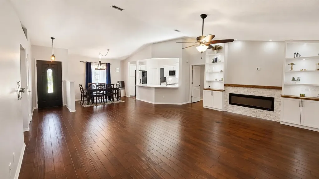 6441 Silver Oaks Drive Zephyrhills FL 33542