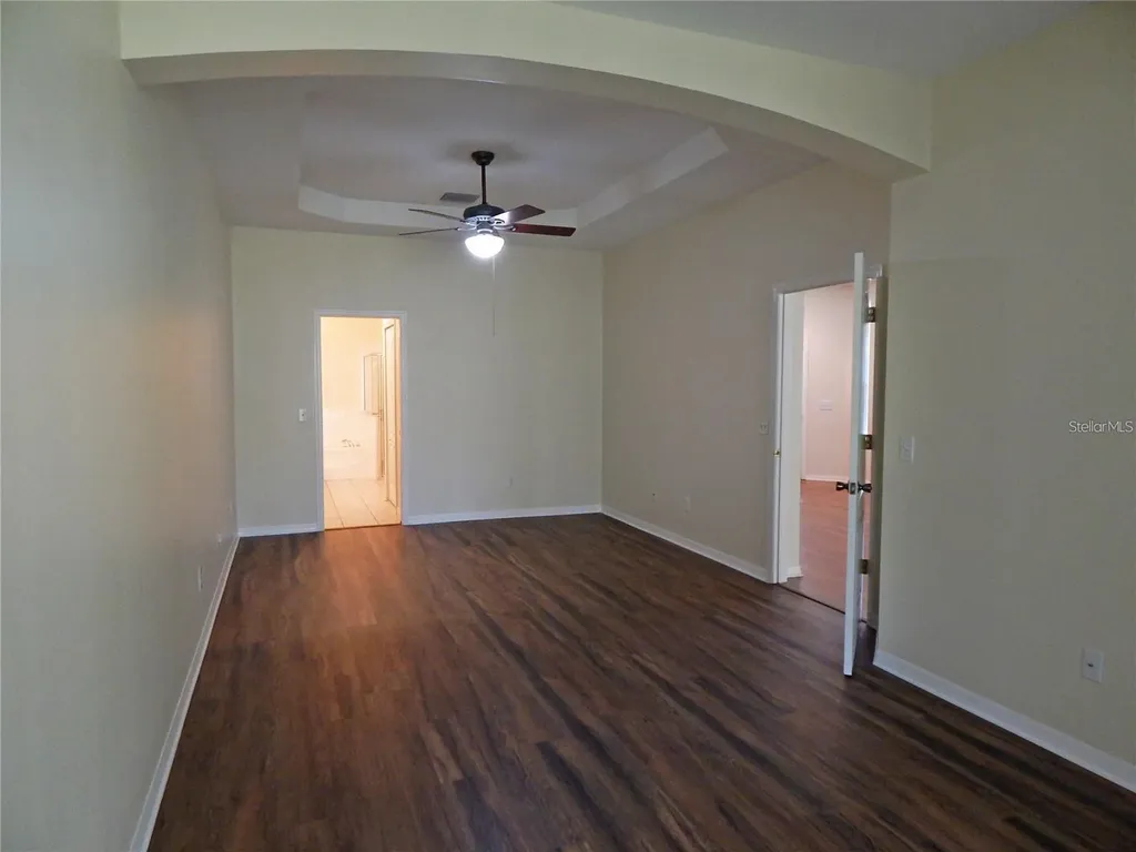 5925 Sandhill Ridge Drive Lithia FL 33547