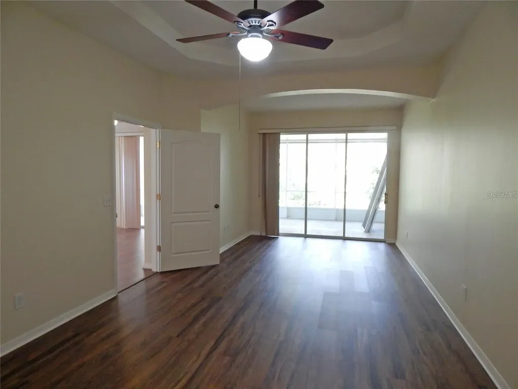 5925 Sandhill Ridge Drive Lithia FL 33547