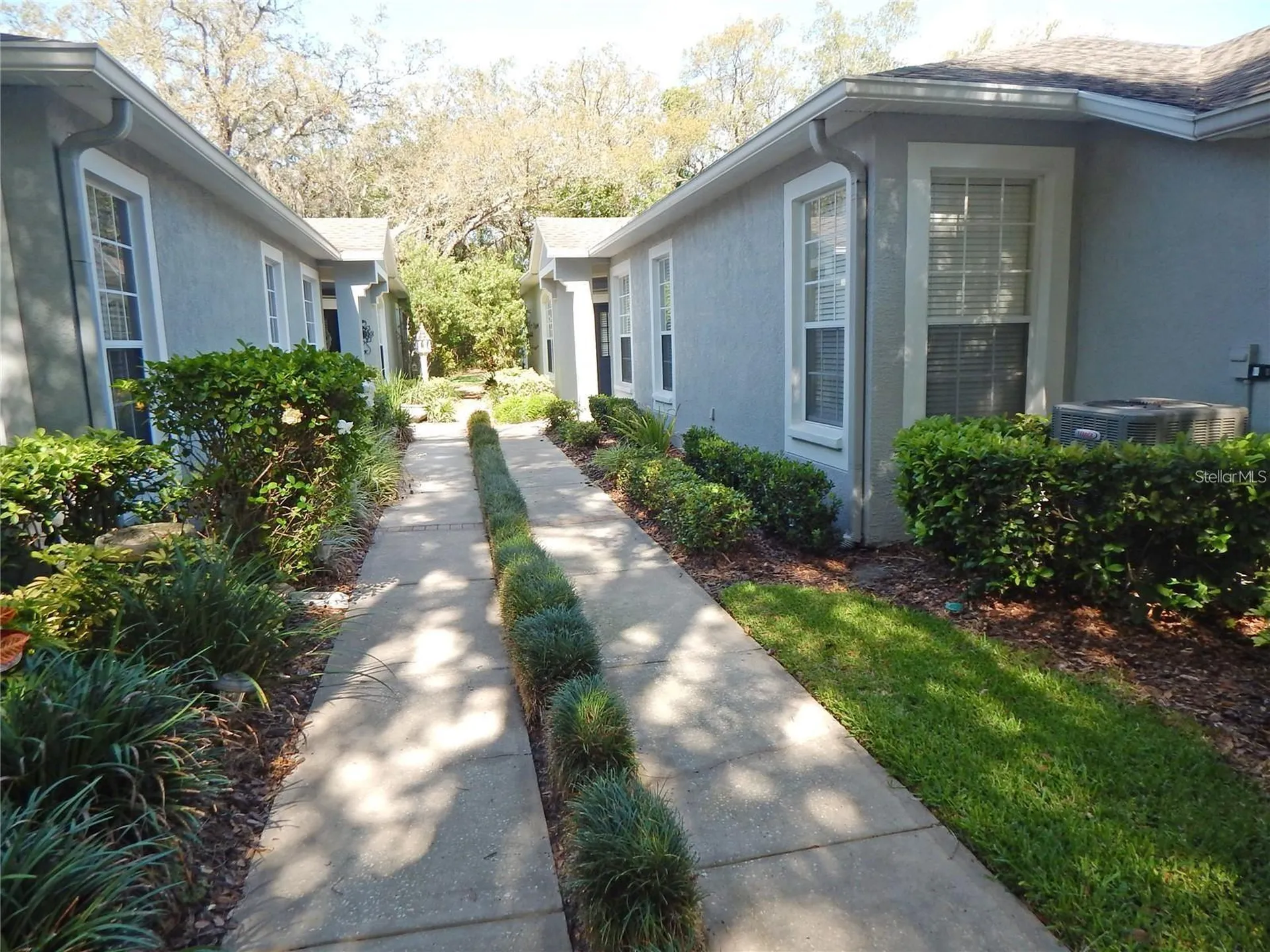 5925 Sandhill Ridge Drive Lithia FL 33547