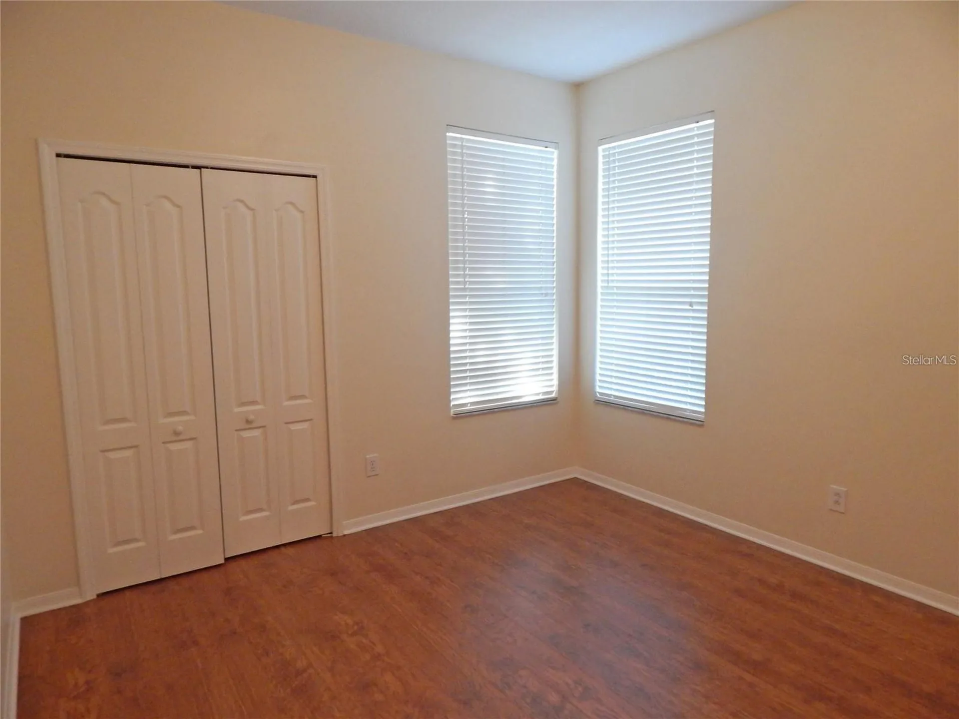 5925 Sandhill Ridge Drive Lithia FL 33547