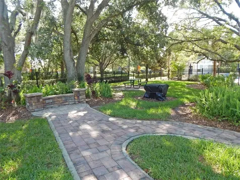 5925 Sandhill Ridge Drive Lithia FL 33547