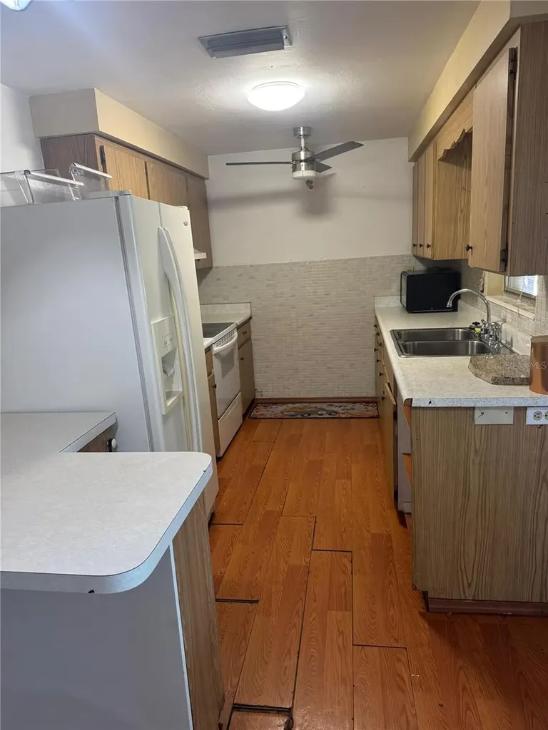 408 Pinewood Avenue Nokomis FL 34275