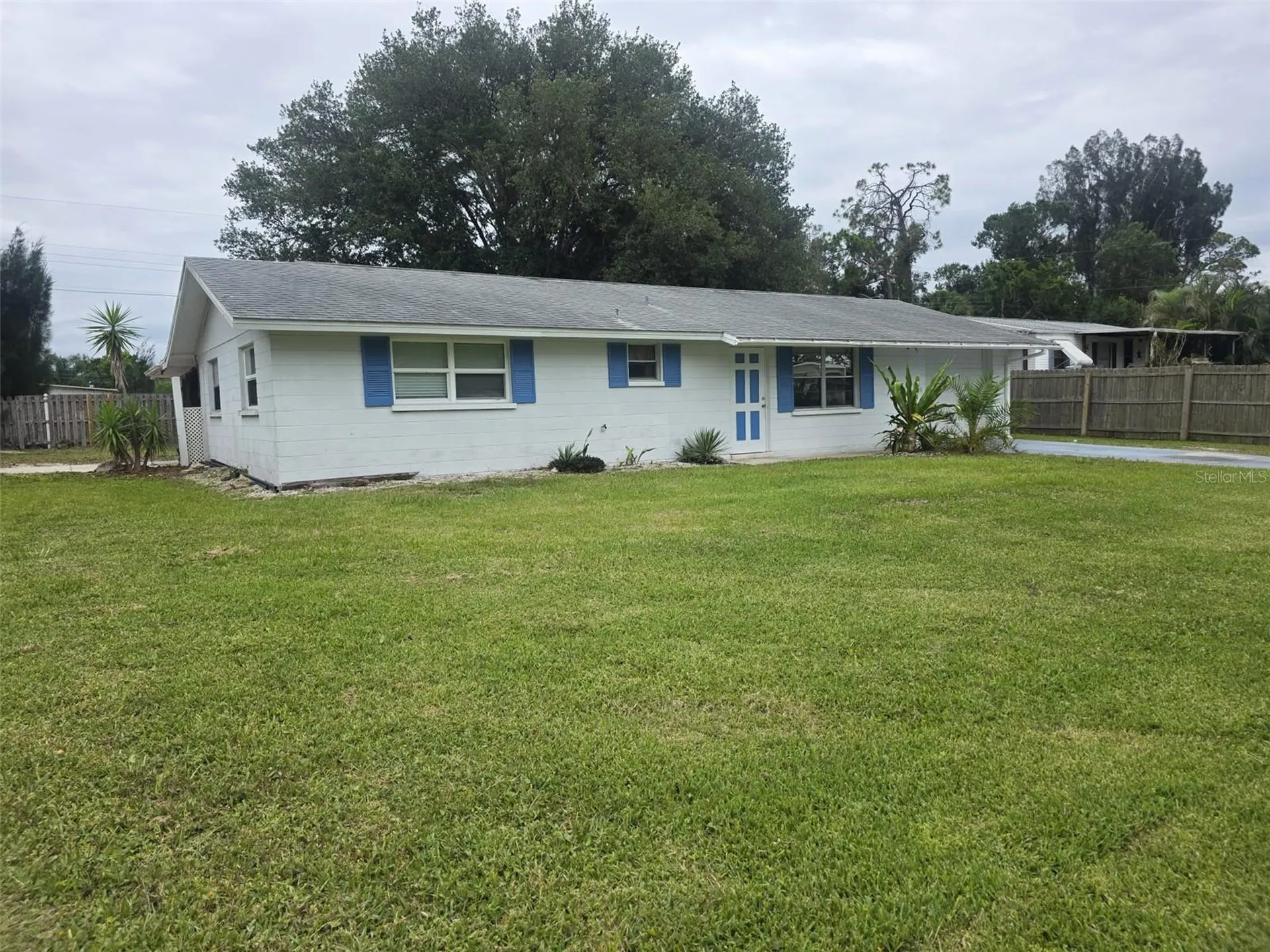 408 Pinewood Avenue Nokomis FL 34275