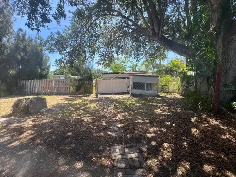 408 Pinewood Avenue Nokomis FL 34275