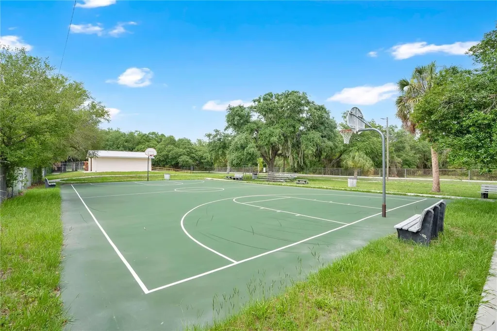 255 Hooker Street Mulberry FL 33860
