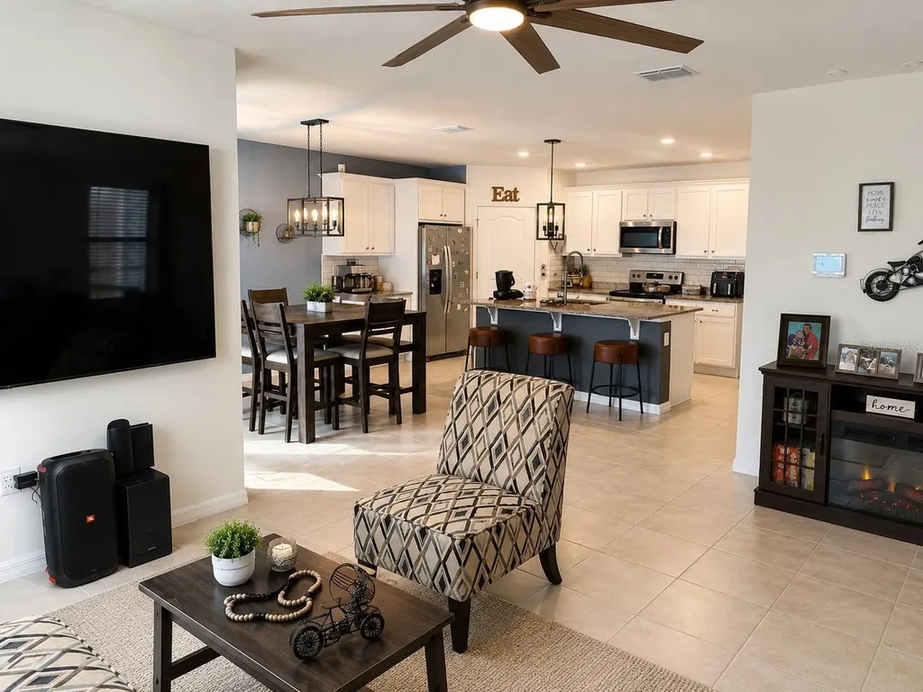 649 Comstock Drive Deltona FL 32738