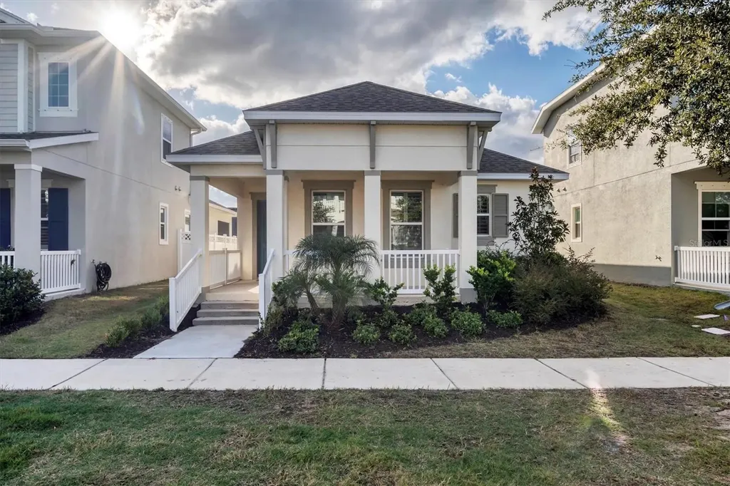 724 Winterside Drive Apollo Beach FL 33572