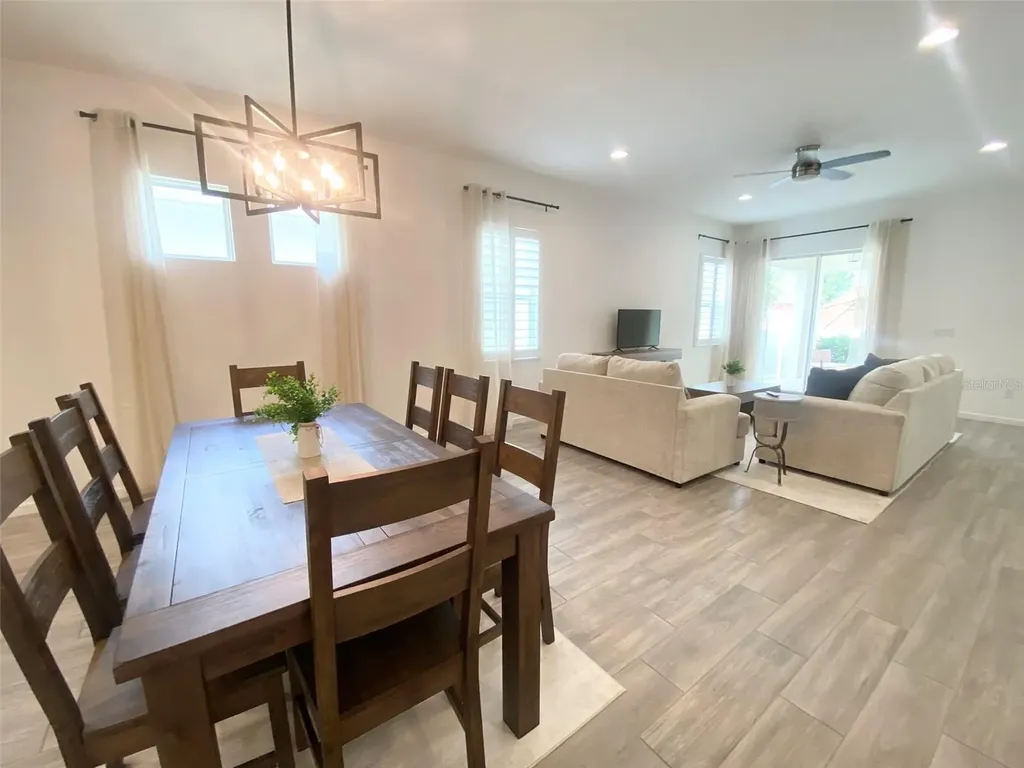 724 Winterside Drive Apollo Beach FL 33572