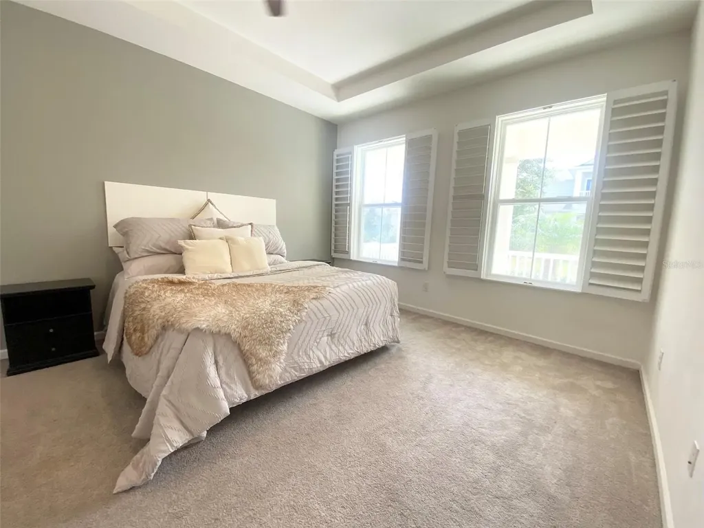 724 Winterside Drive Apollo Beach FL 33572