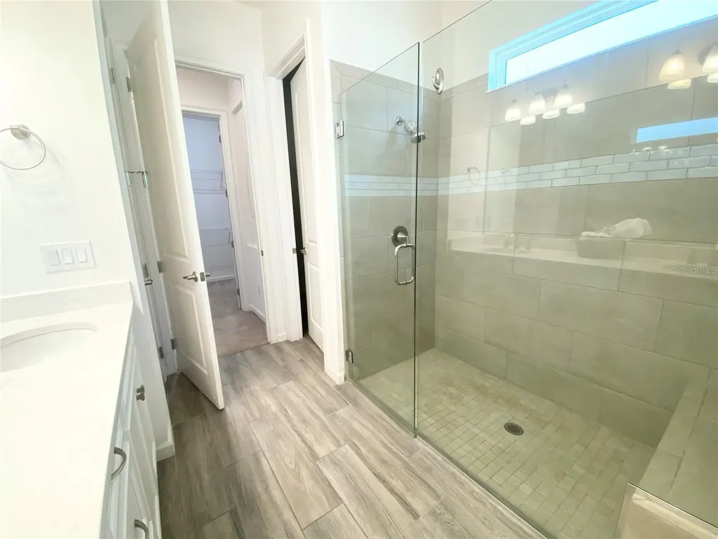 724 Winterside Drive Apollo Beach FL 33572