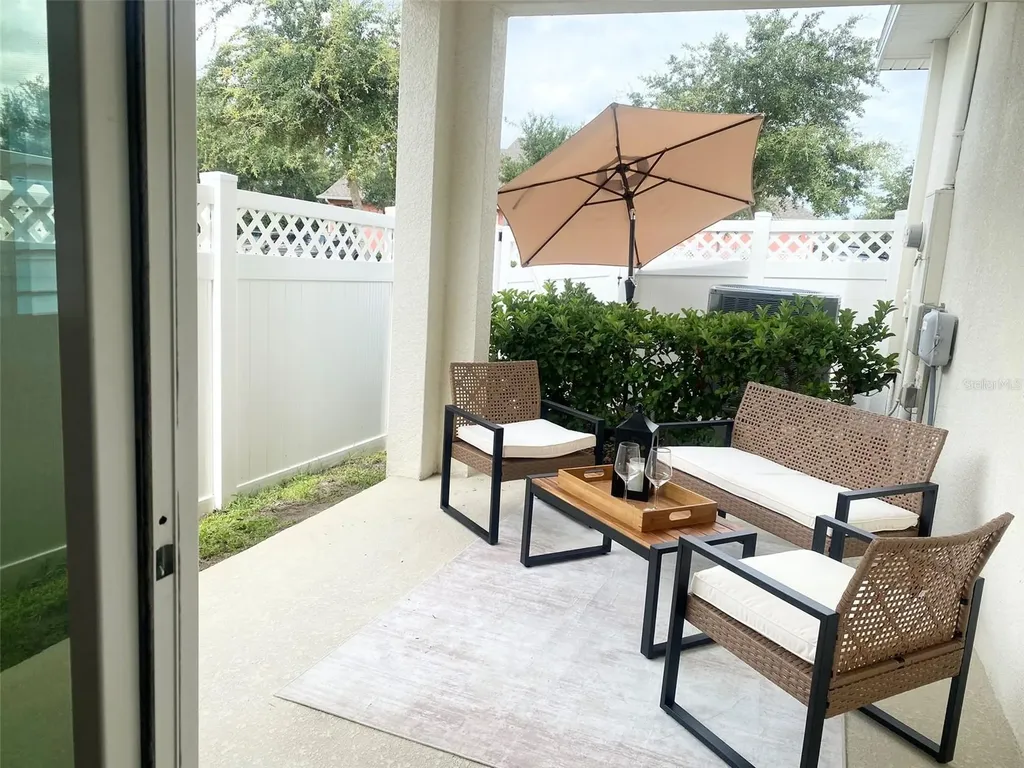 724 Winterside Drive Apollo Beach FL 33572