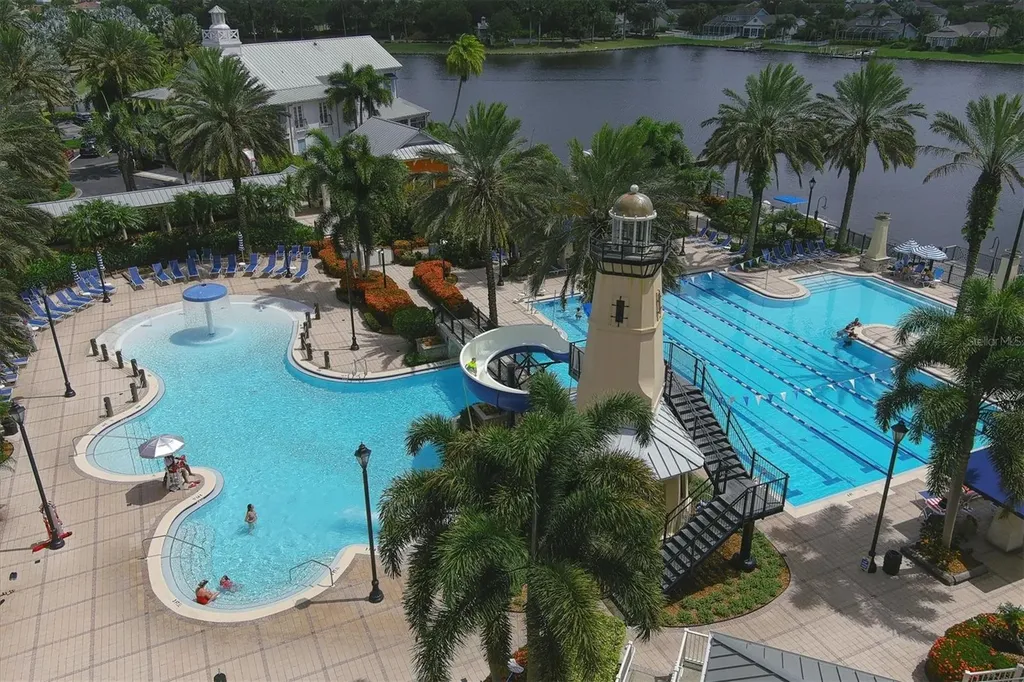 724 Winterside Drive Apollo Beach FL 33572